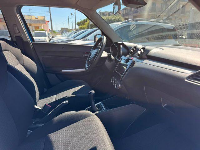 SUZUKI Swift 1.2 Hybrid Top