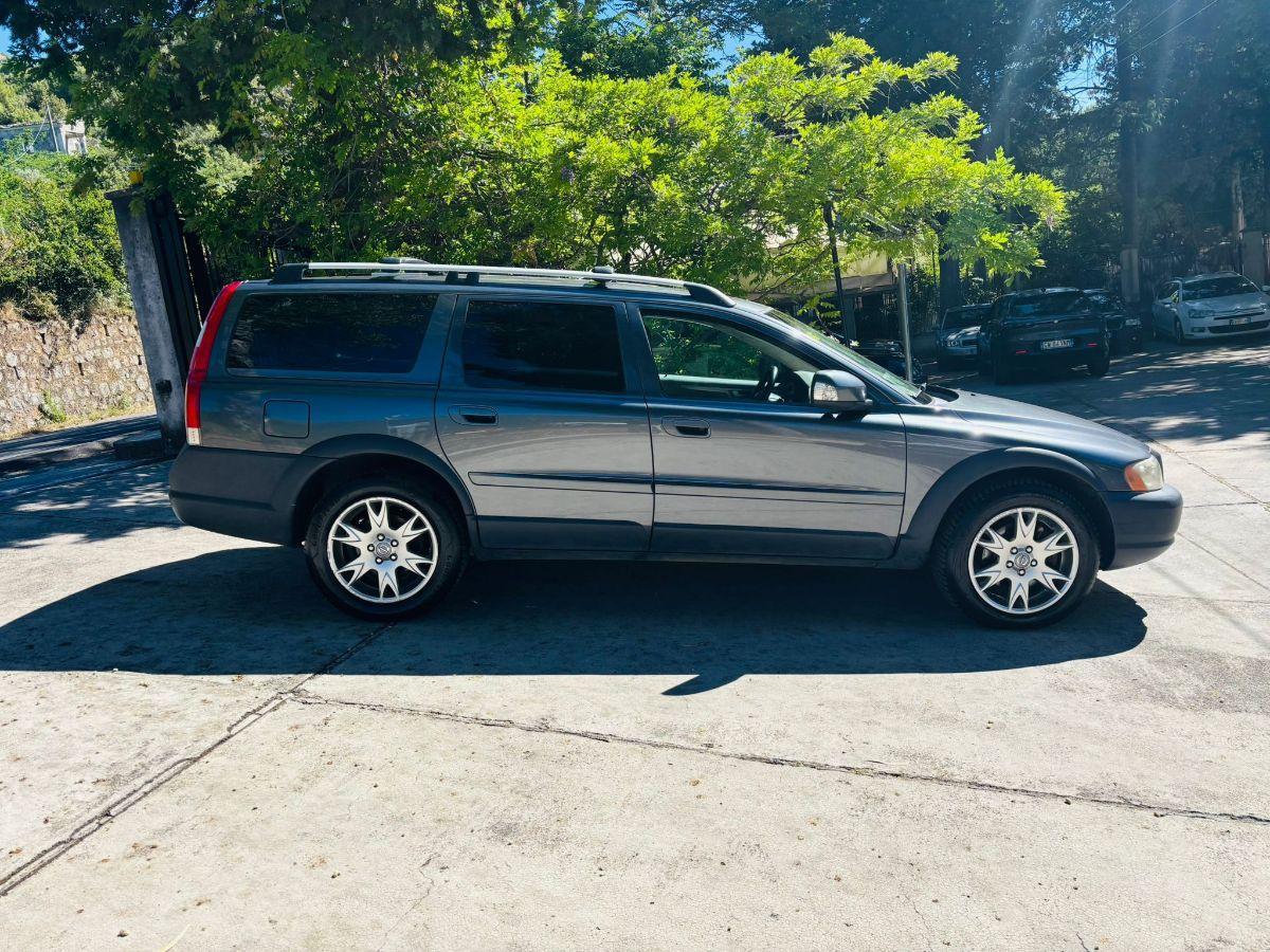 Volvo V70 2.4 D5 Automatica AWD Cross Country