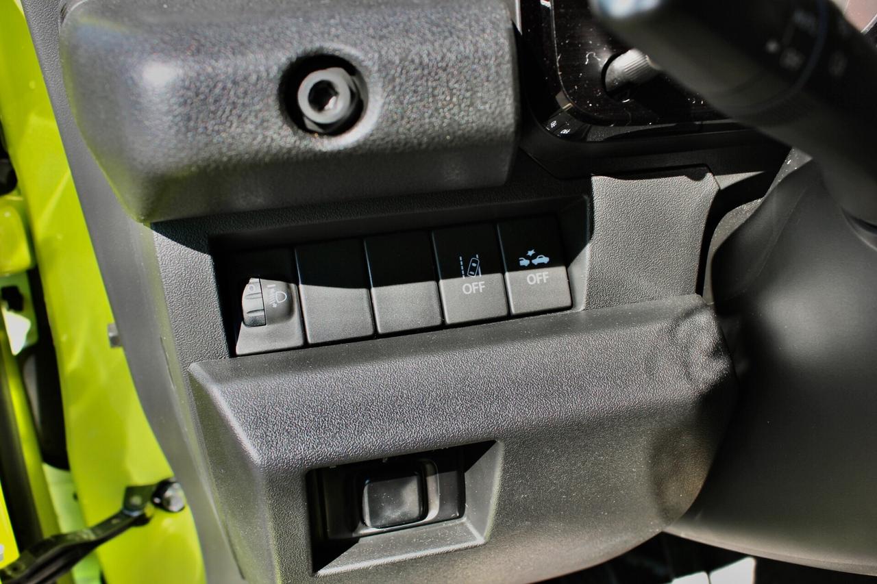 Suzuki Jimny 1.5 PRO N1 BI-COLOR SCALETTA POST.