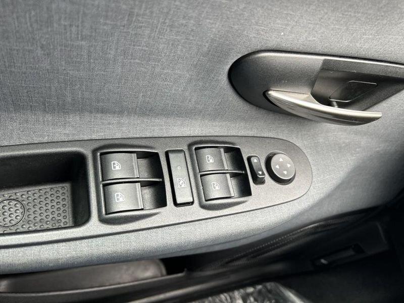 Lancia Ypsilon 1.0 FireFly Hybrid Ecochic Gold 5p OK NEOPATENTATI