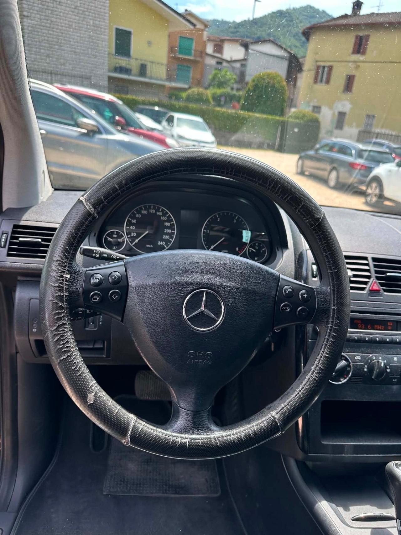 Mercedes-benz A 180 CDI AVANTGARDE KMCERT UNICOPR