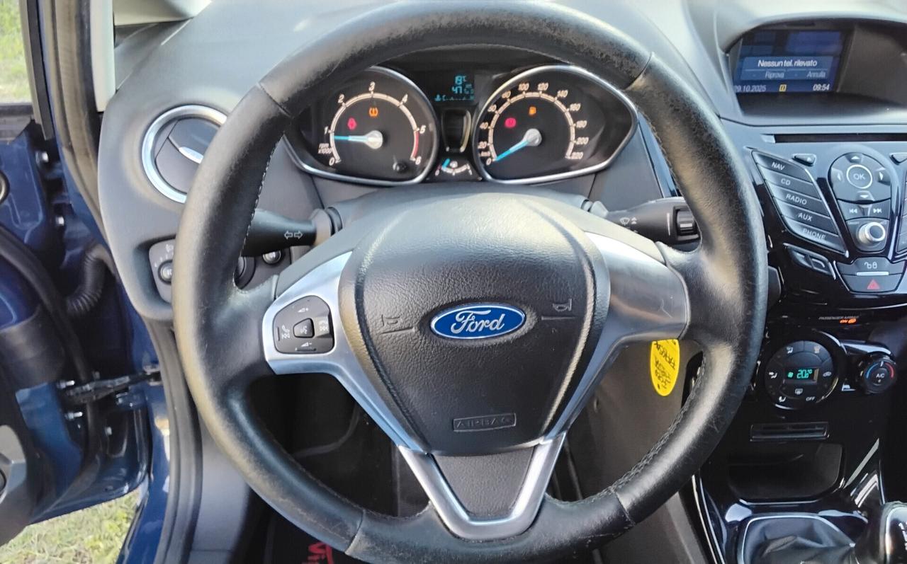 Ford Fiesta 1.5 TDCi 75CV 5 porte Titanium
