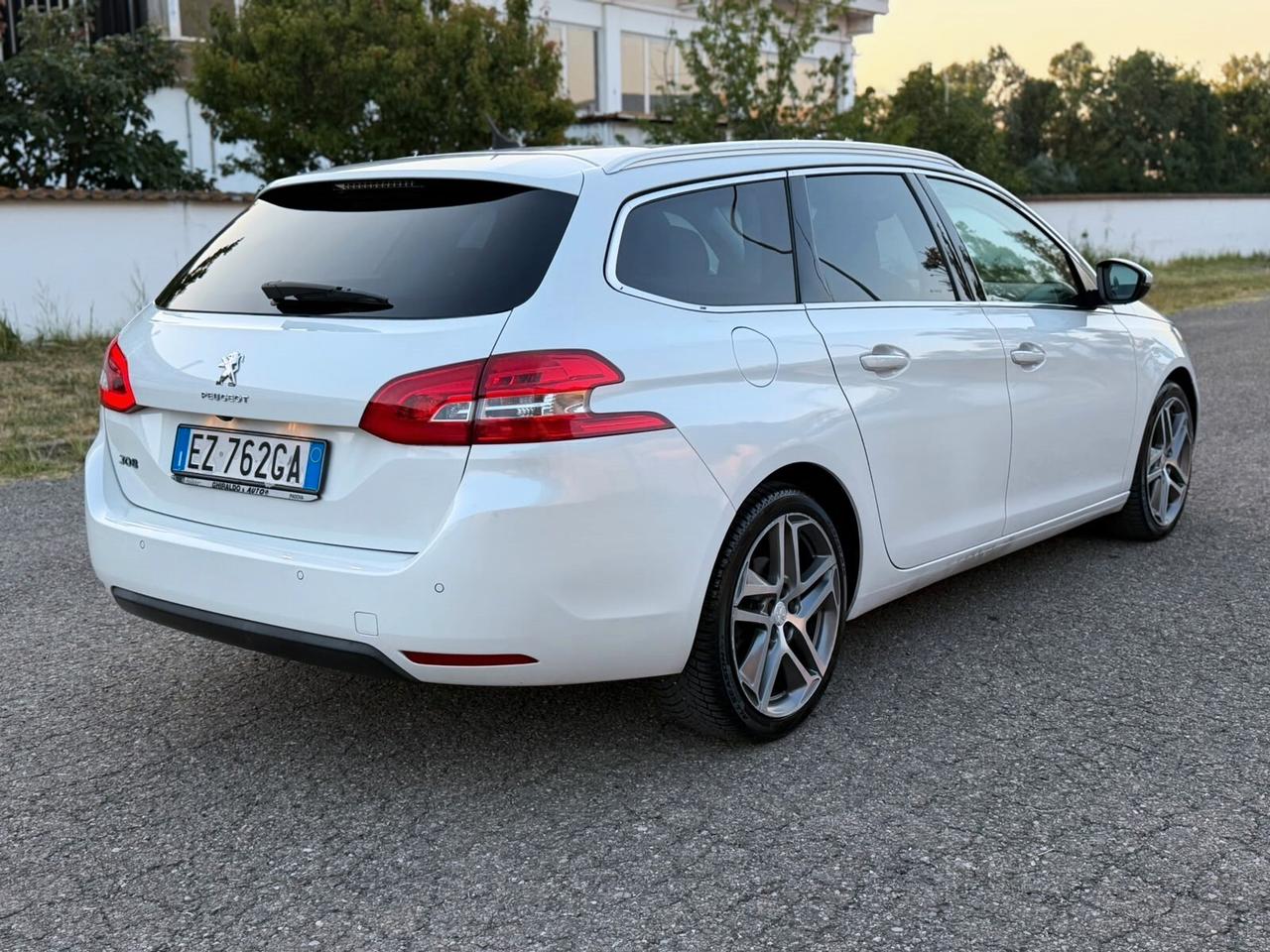 Peugeot 308 sw 1.6 HDi Full Opzionale