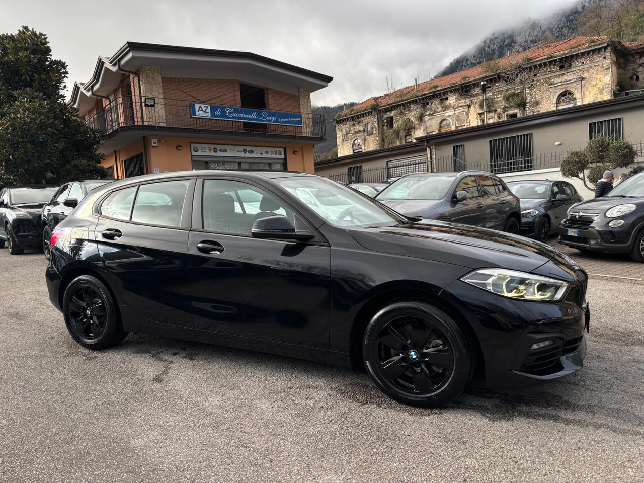 Bmw 116d 5p. Sport 116 CV AUTOMATIC FULL -LED- MATRIX