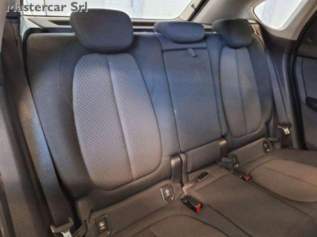 BMW 218 Serie 2 218d Active Tourer Business GG357JJ