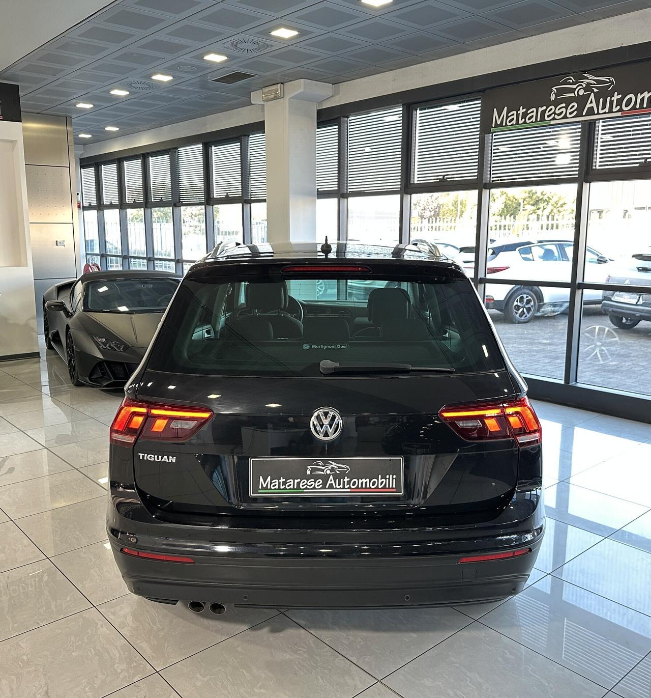 Volkswagen Tiguan 2.0d 150cv DSG CarPlay PaddleF1 ADAS Finanziabile