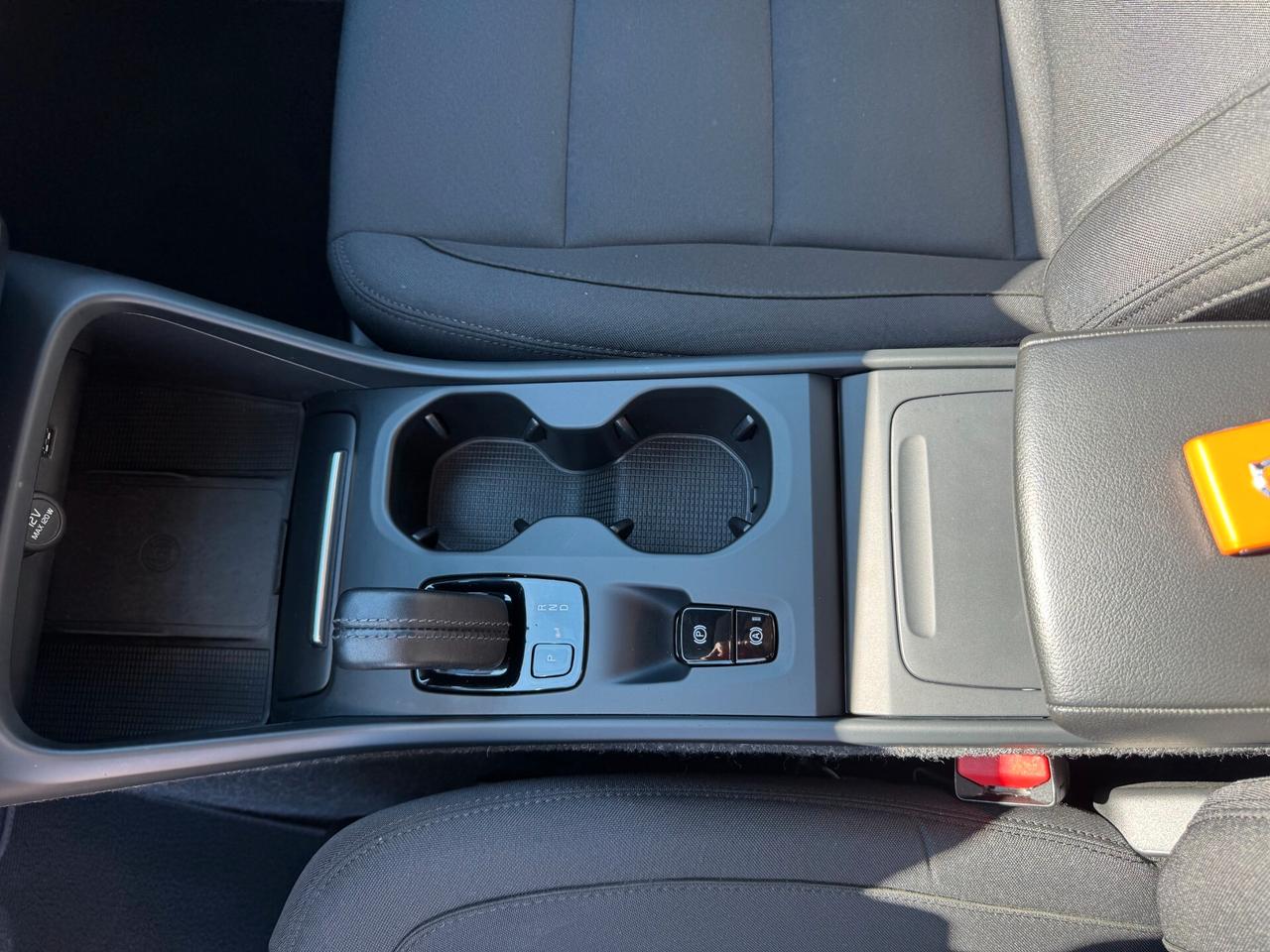 Volvo XC40 T2 Geatronic Momentum Pro
