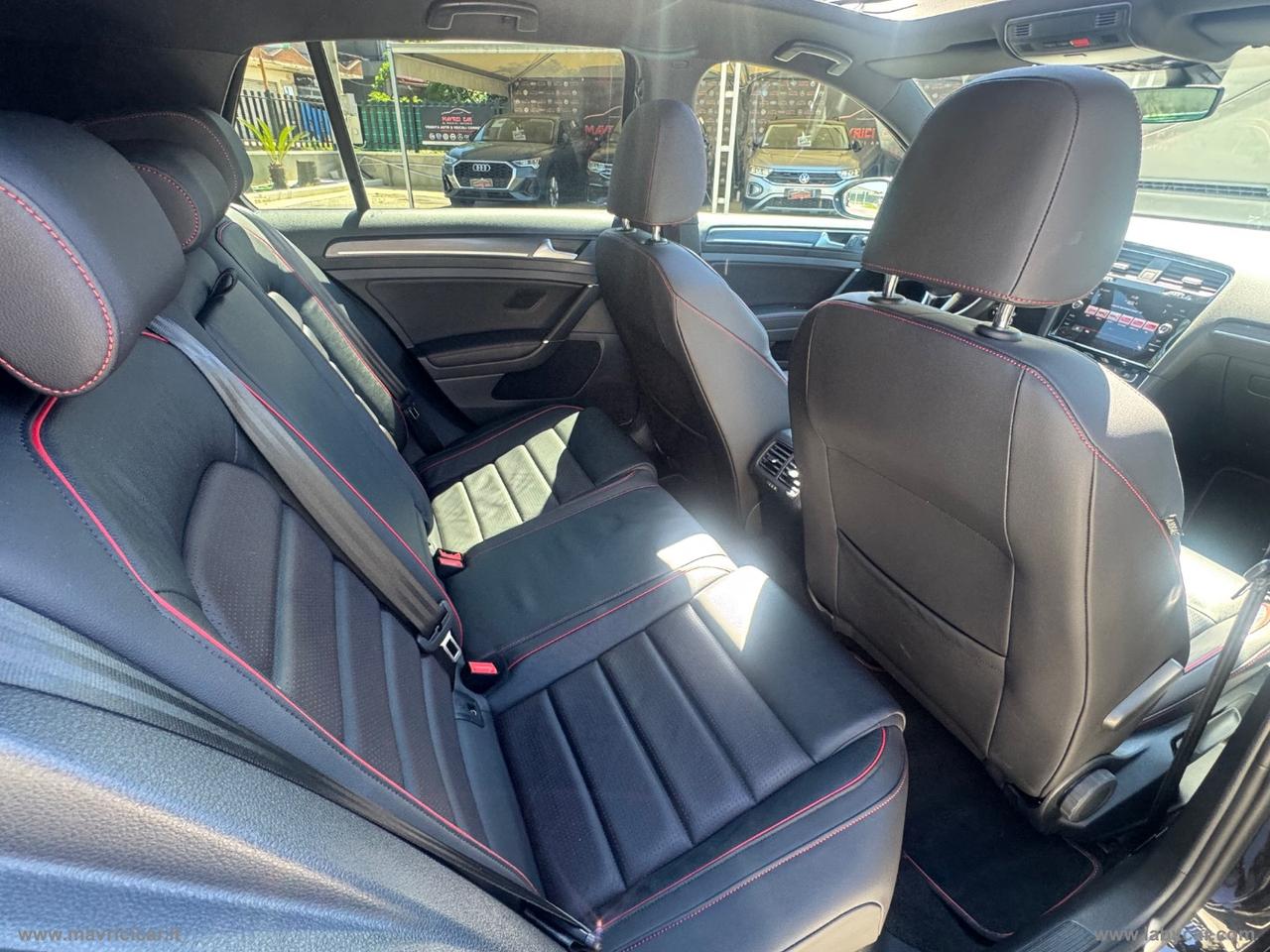 VOLKSWAGEN Golf GTI Perf. 2.0 245CV TSI DSG 5p. BMT