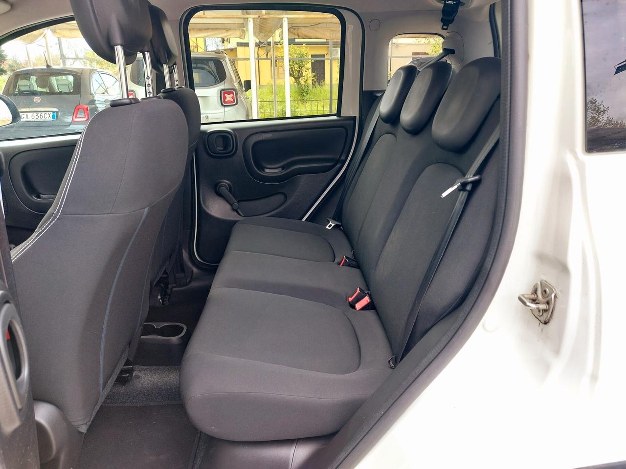 Fiat Panda 1.0 Hybrid City Cross - 18.000 Km.-2023