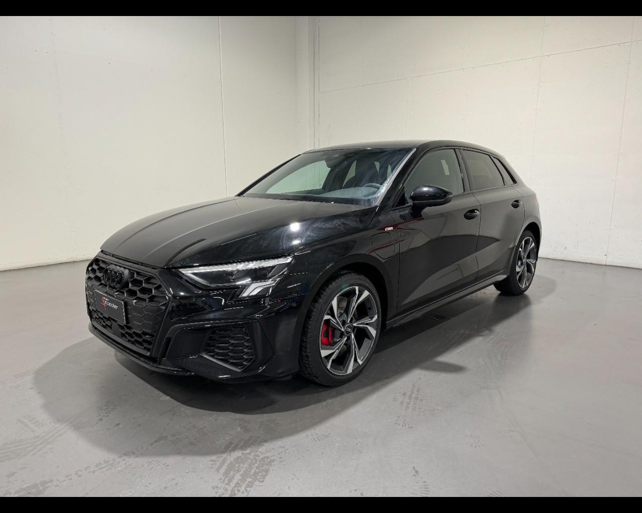 AUDI A3 SPORTBACK 45 TFSIe S-TRONIC S-LINE