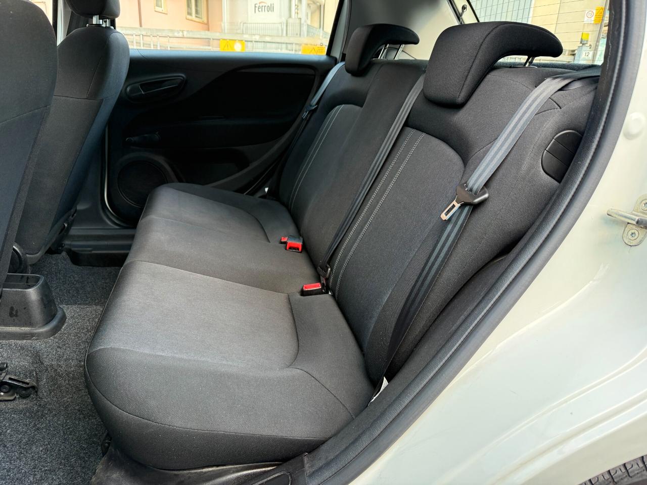 Fiat Punto 1.4 S&S 8V 5 porte Street