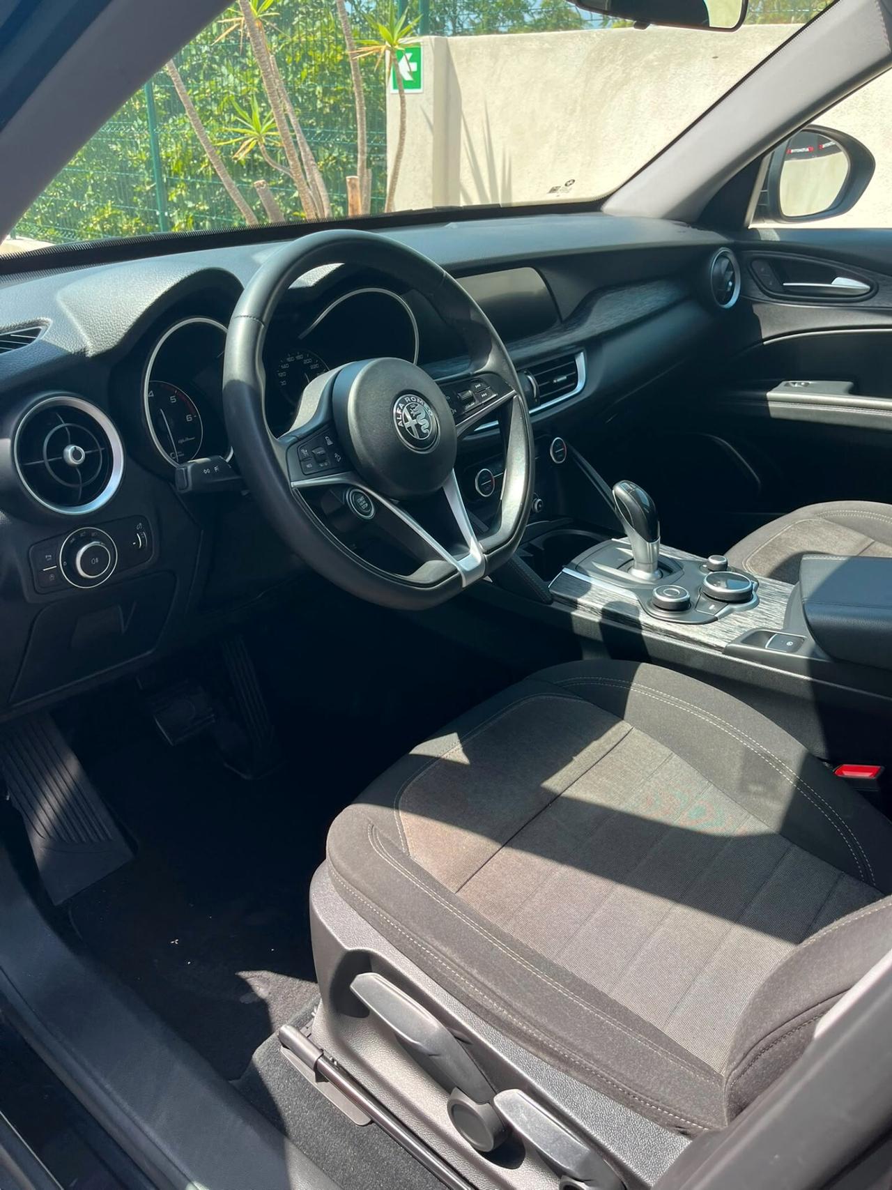 Alfa Romeo Stelvio 2.2 Turbodiesel 190 CV AT8 Q4 Business