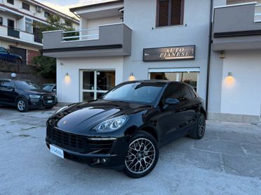 Porsche Macan S 3.0 Diesel 250CV Black Pack