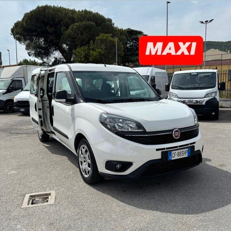 FIAT DOBLO' MAXI 1.6mjt AUTOCARRO 5 POSTI 2021