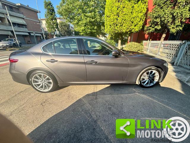 ALFA ROMEO Giulia 2.0 Turbo 200 CV AT8 Super