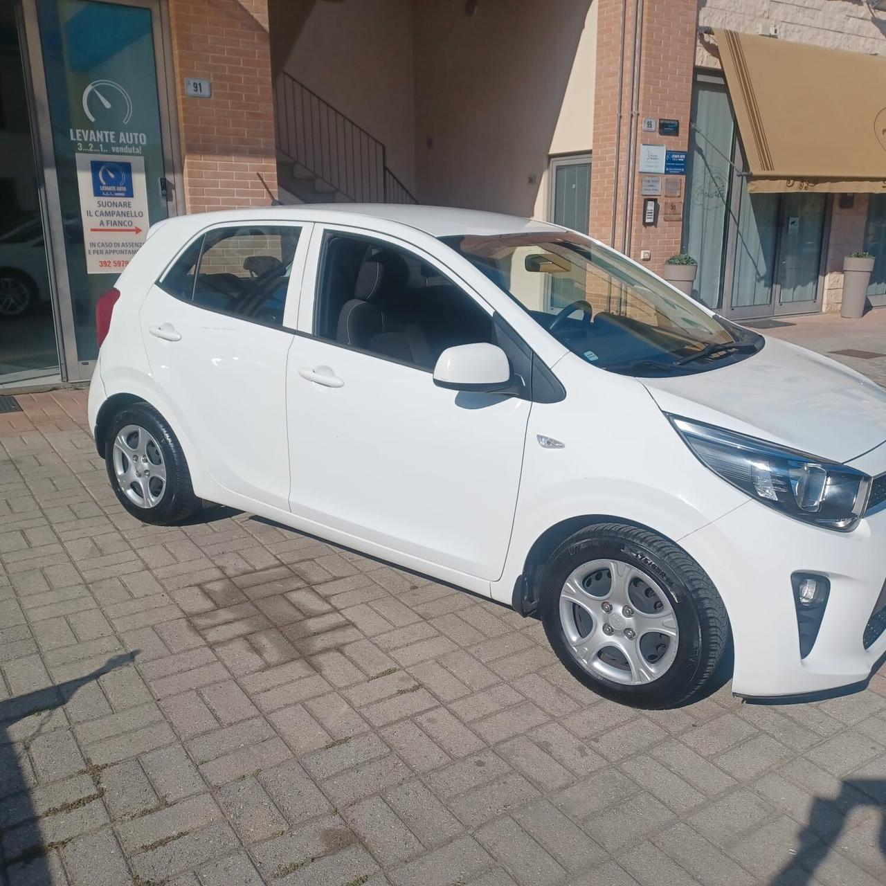 58.968KM COME NUOVA PICANTO 1.0 PER NEOPATENTATI