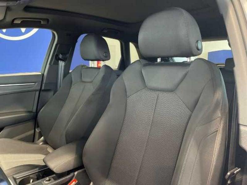 Audi Q3 II 2018 35 2.0 tdi Identity Black s-tronic