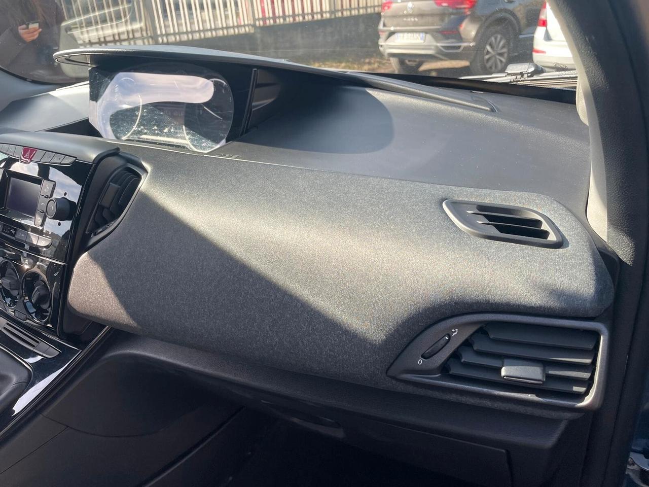 Lancia Ypsilon 1.0 Hybrid Ecochic Siler