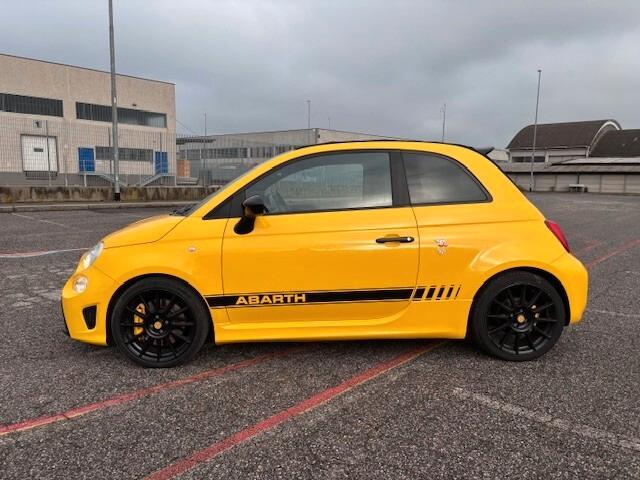 Abarth 595 C 1.4 Turbo T-Jet 180 CV Competizione