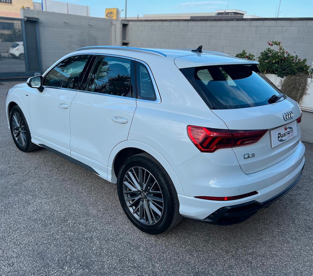 Audi Q3 35 2.0 tdi 150cv S line edition s-tronic LED/LUCI
