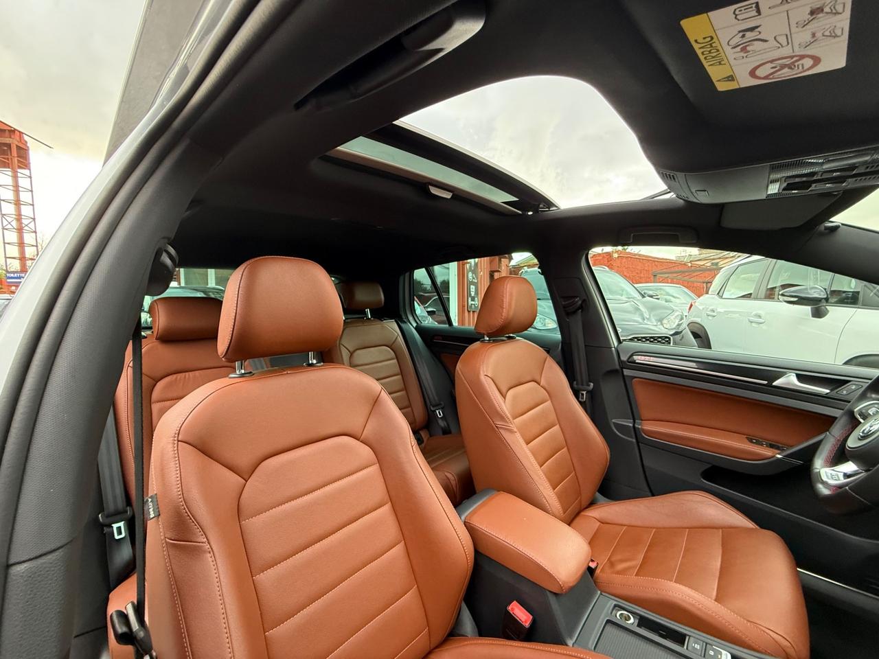 Golf GTI Performance 2.0 TSI DSG-RATE-PERMUTE-