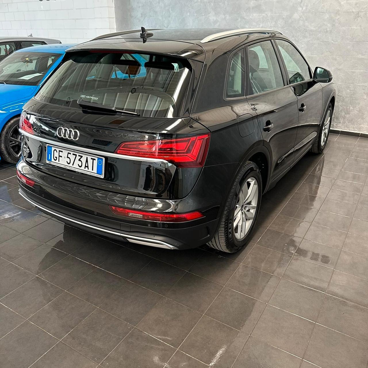 Audi Q5 30 TDI S tronic Business