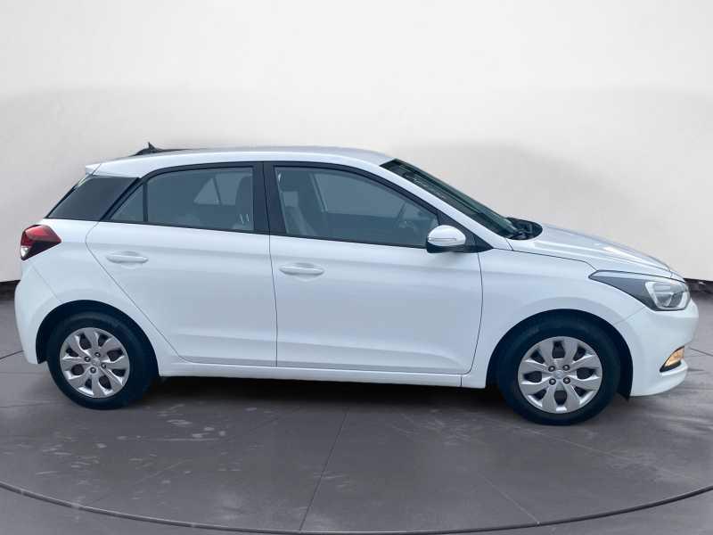 HYUNDAI i20 II 2015 - i20 5p 1.1 crdi Classic 75cv