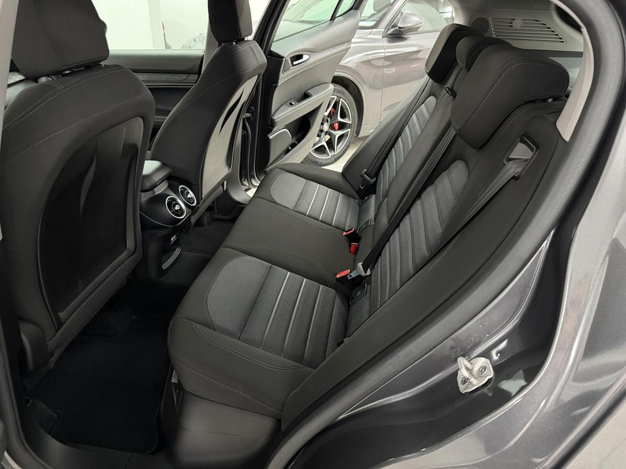 Alfa Romeo Stelvio 2.2 TD 190 CV BUSINESS Q4 DISTRIBUZIONE ESEGUITA