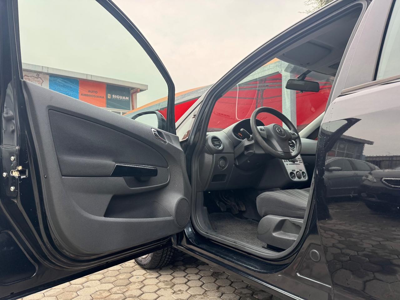 Opel Corsa 1.2 ADATTA A NEOPATENTATI 5 porte Cosmo
