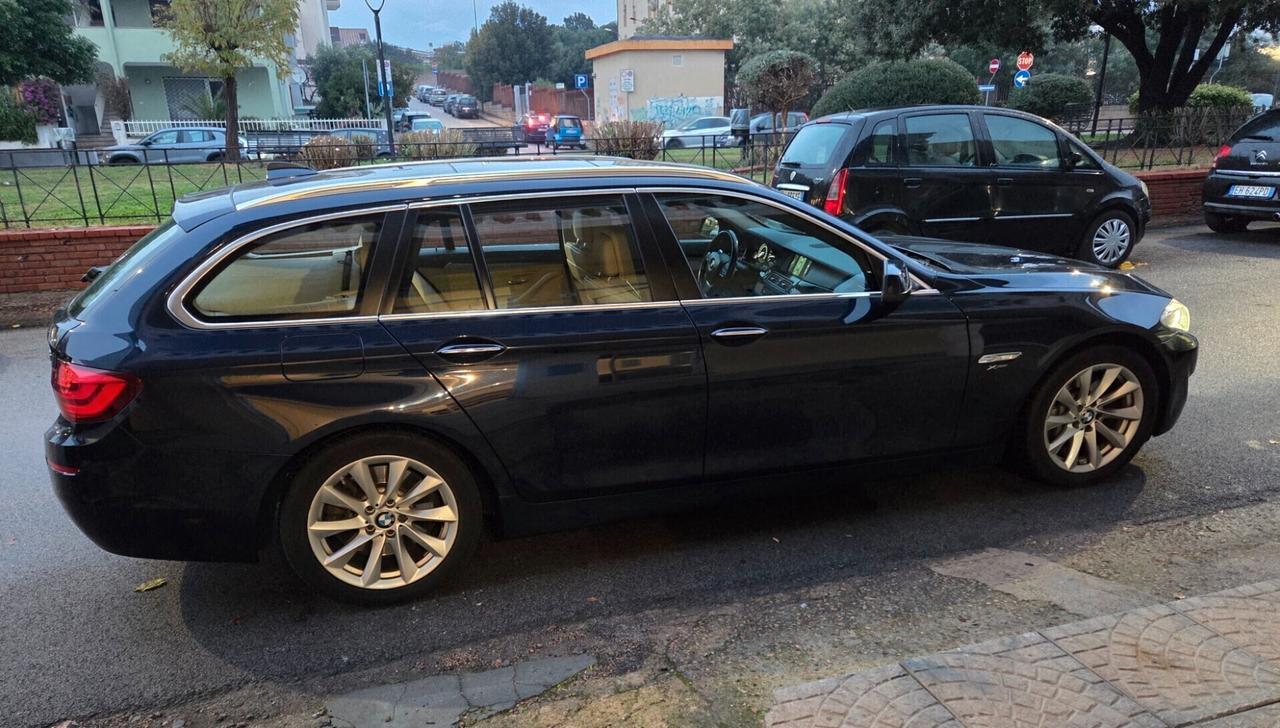 Bmw 530d X-Drive full-optional (Rara CON QUESTI OPTIONAL)