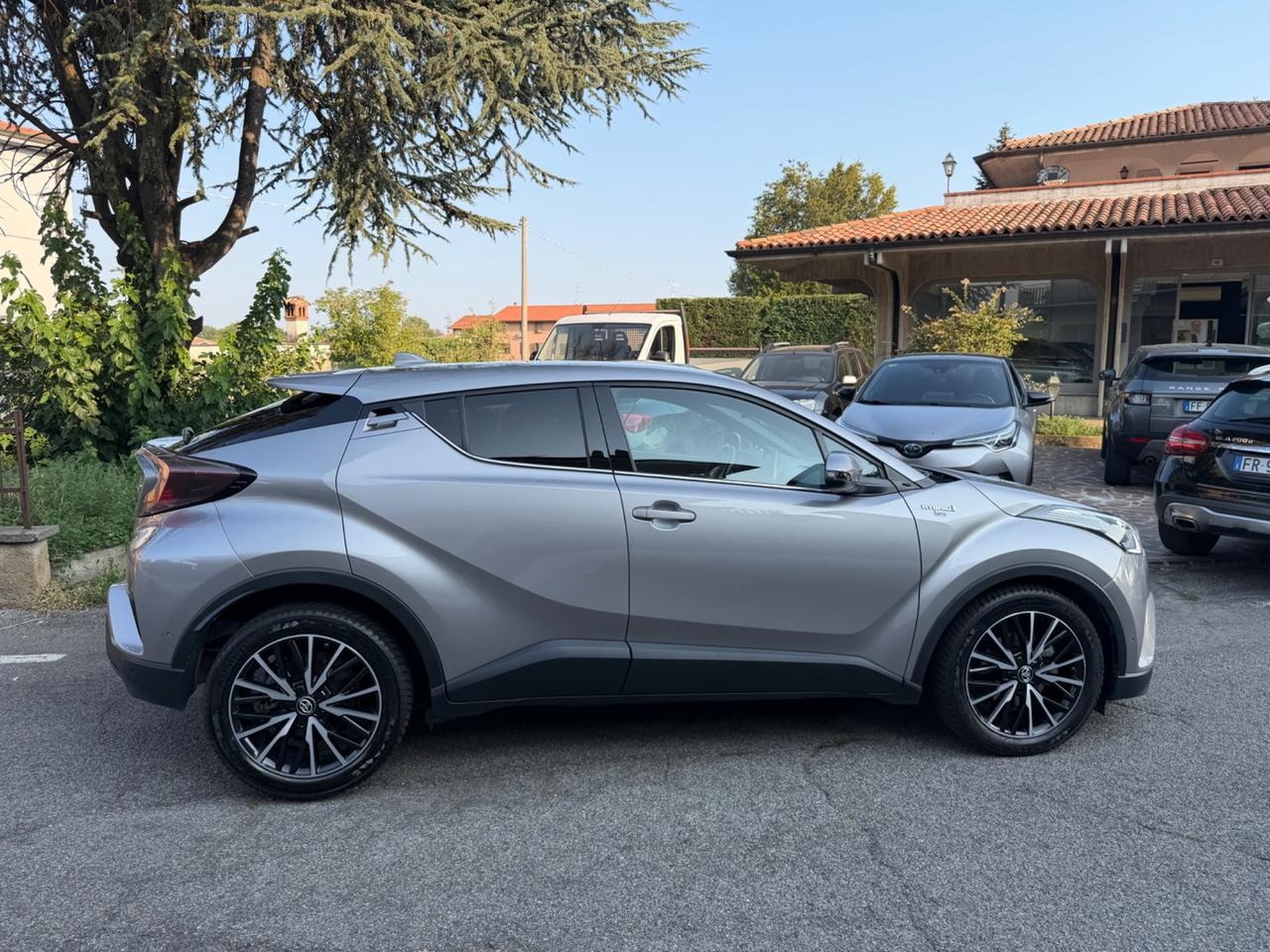 Toyota C-HR 1.8 Hybrid E-CVT Lounge