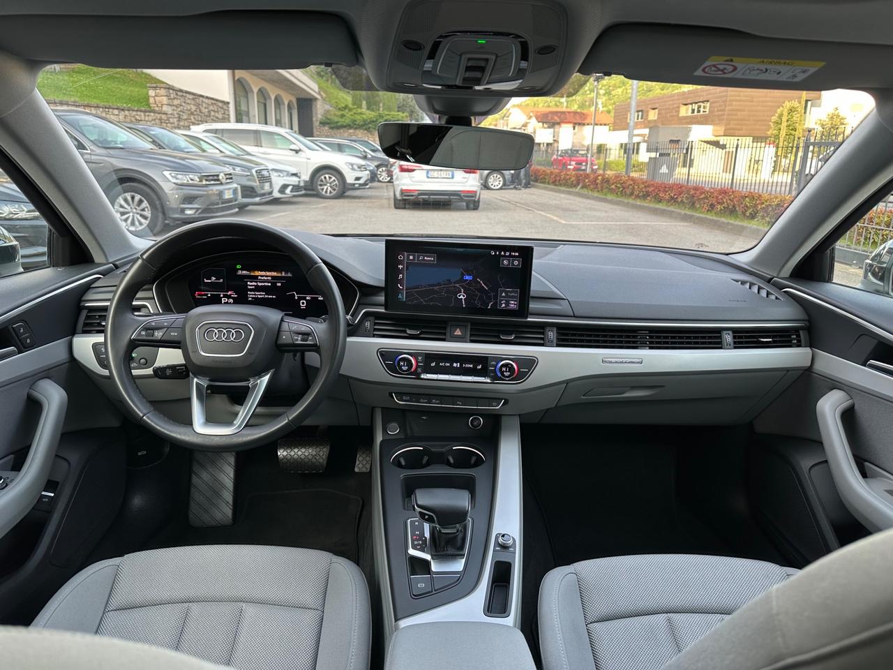 Audi A4 Avant 40 TDI quattro S tronic Business Advanced