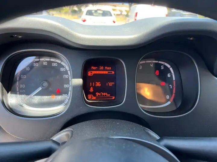Fiat Panda 1.0 FireFly S&S Hybrid Garmin