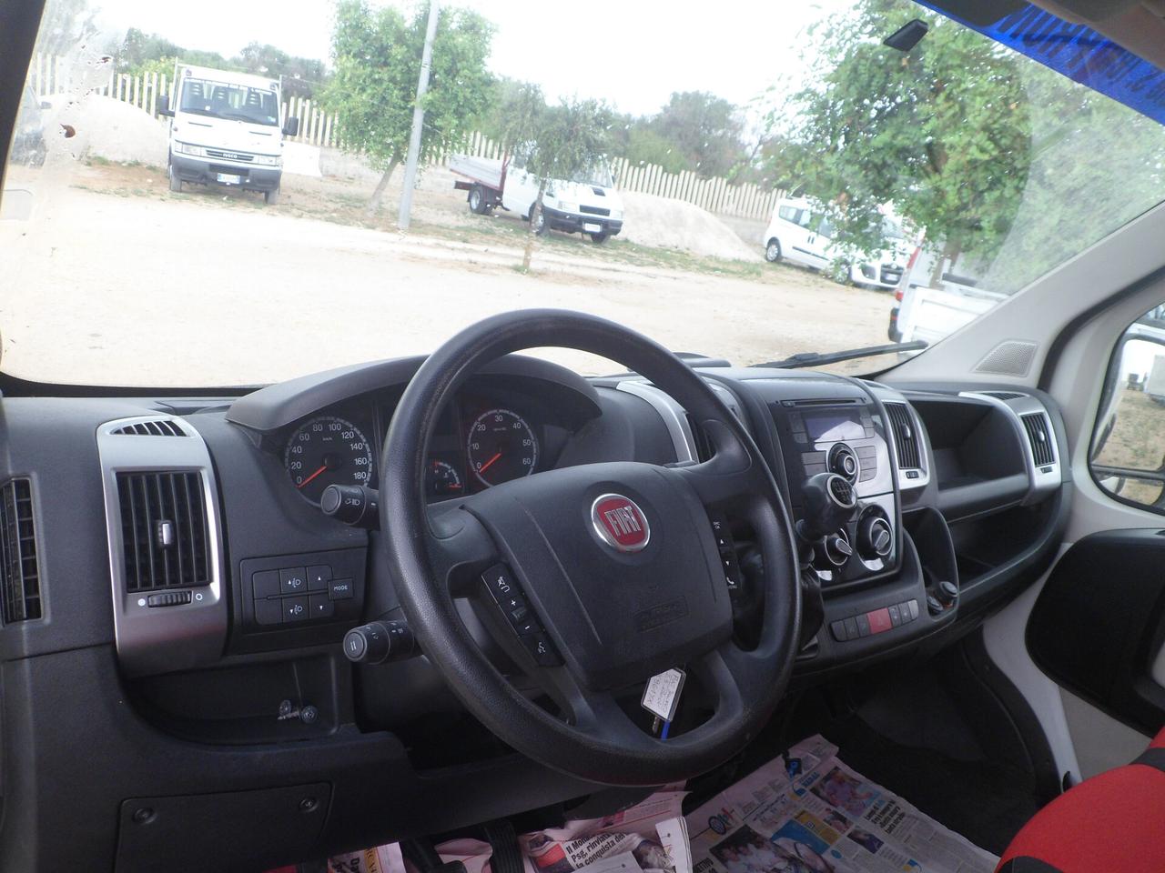 Fiat Ducato furgone medio alto