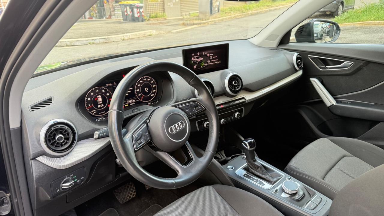 Audi Q2 35 TFSI S tronic line Edition LED NAVI KAMERA PDC CERCHI 17 COCKPIT BLUETOOTH