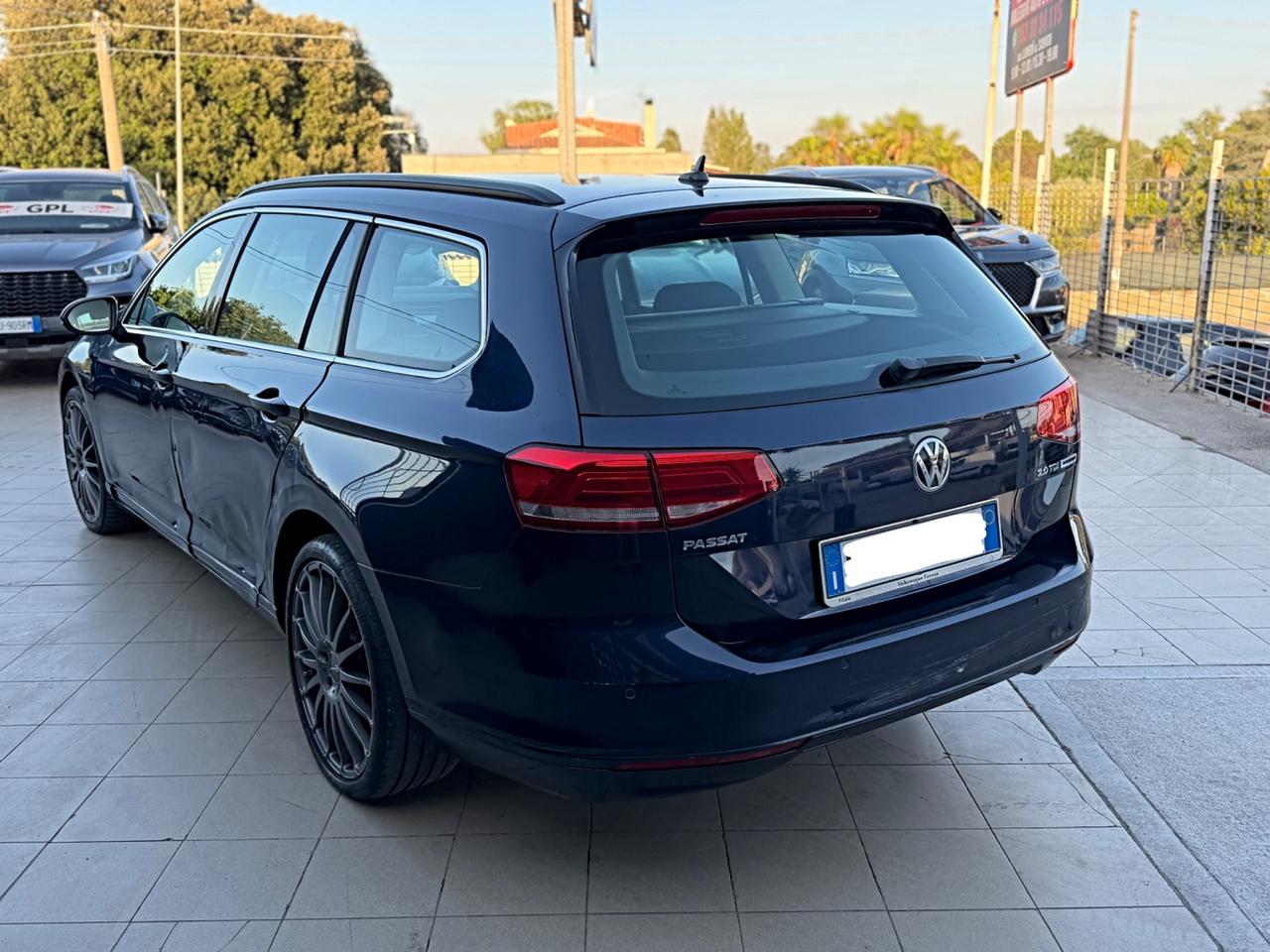 Volkswagen Passat Variant 2.0 TDI DSG Highline BlueMotion Technology
