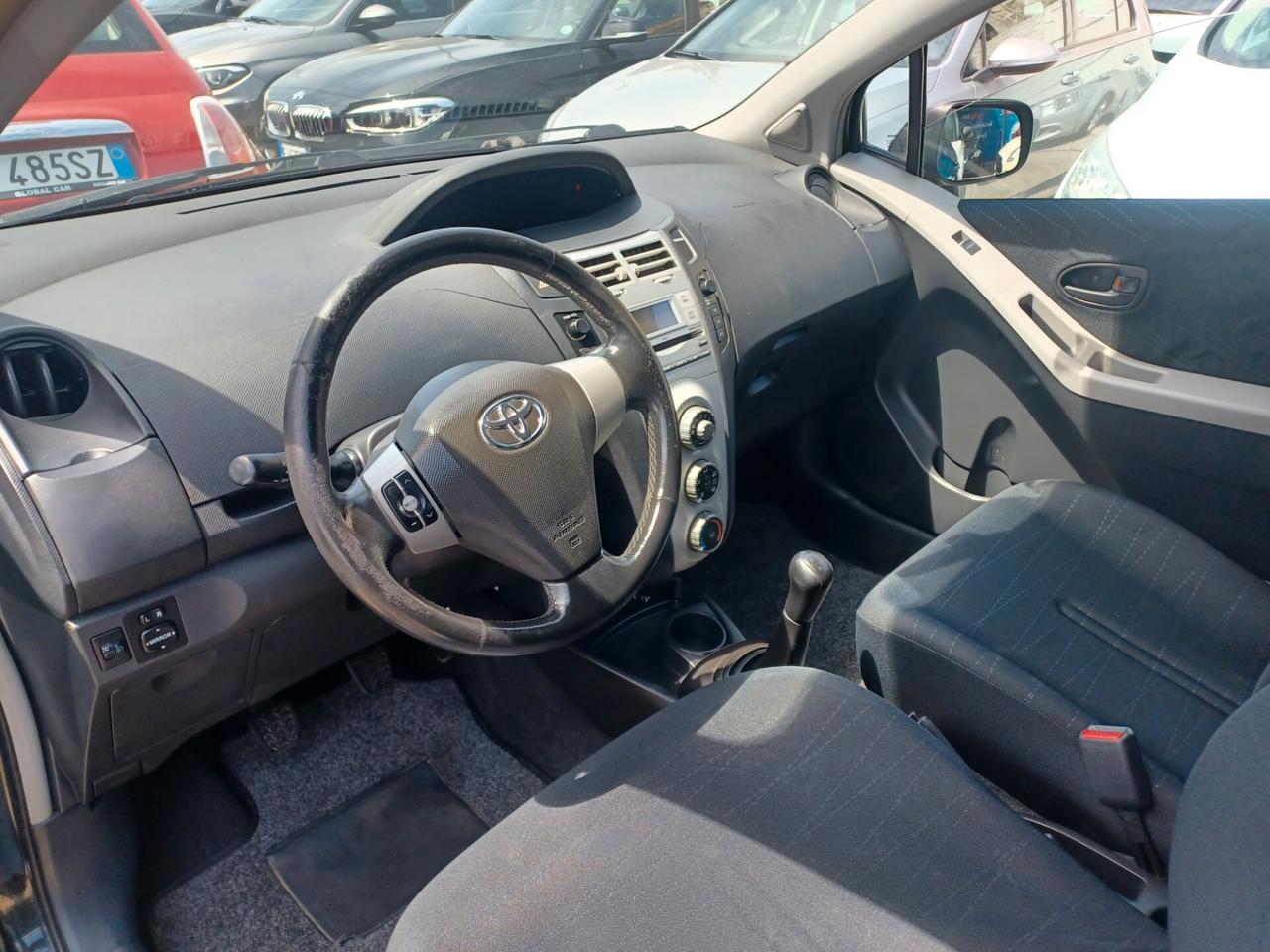 Toyota Yaris 1.0 BENZINA SOLO 100000 KM