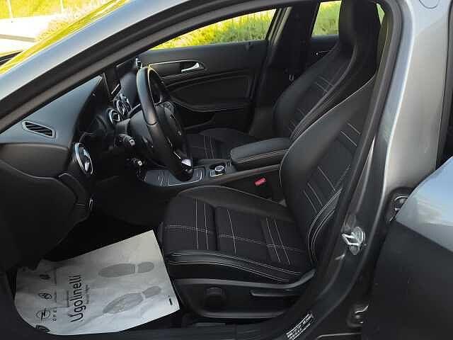 Mercedes-Benz A 180 A 180 d Automatic Sport