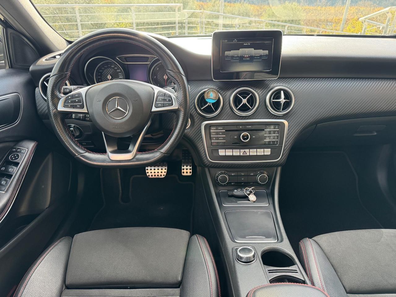 Mercedes-benz A 180 d Automatic Premium Amg Tetto