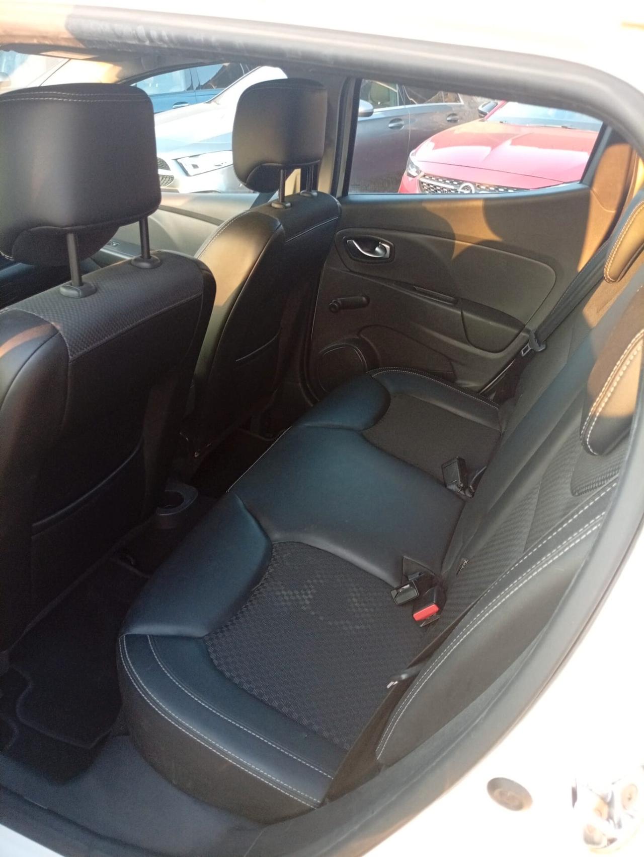 Renault Clio dCi 8V 75 CV 5 porte Moschino Life