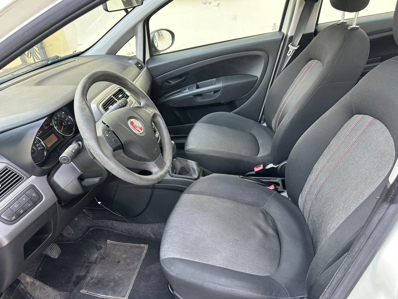 Fiat Punto 1.3 MJT II 75 CV 5 porte Street