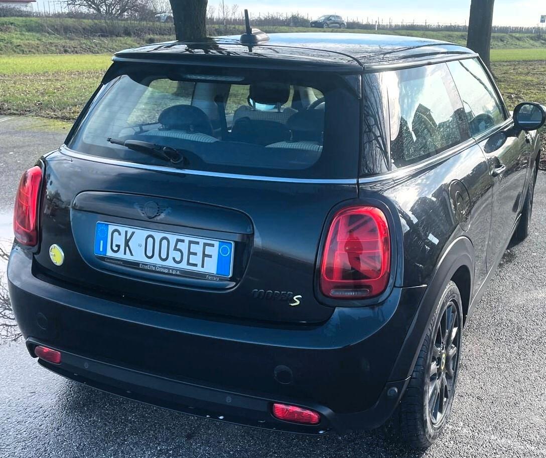 Mini Full Electric Cooper SE Yours
