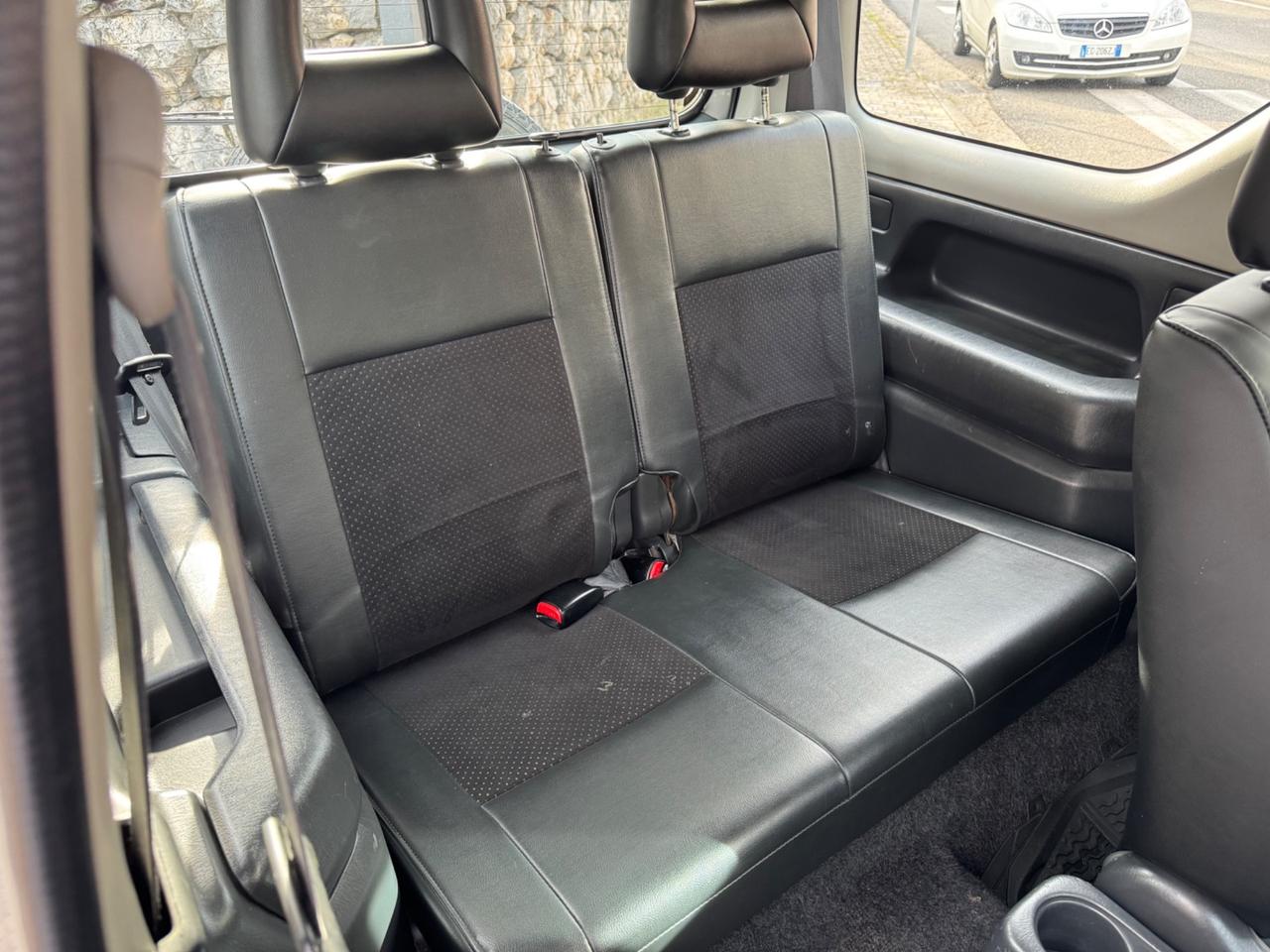Suzuki Jimny 1.3i 16V cat 4WD JLX