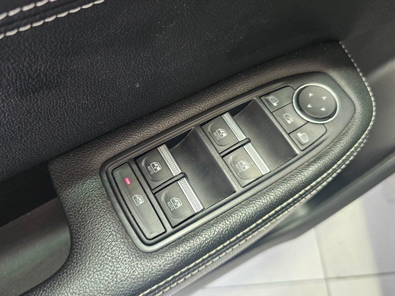 Renault Arkana 1.6 E-Tech full hybrid Intens 145cv