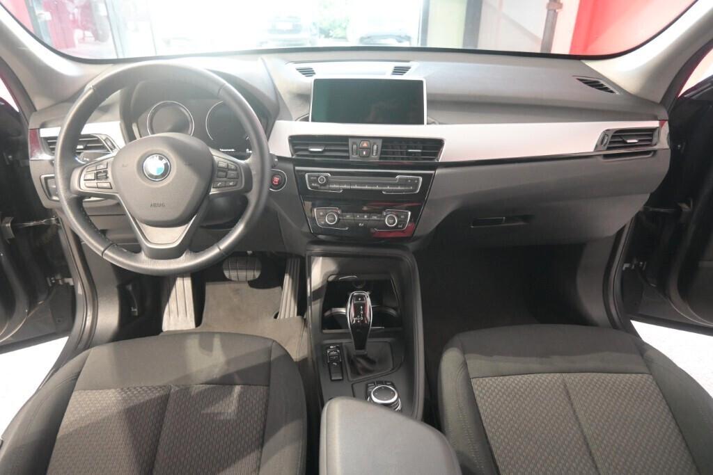 BMW X1 16D 115CV STEPTRONIC S-DRIVE BUSINESS ADVANTAGE ( CRUISE - NAVI - PDC )