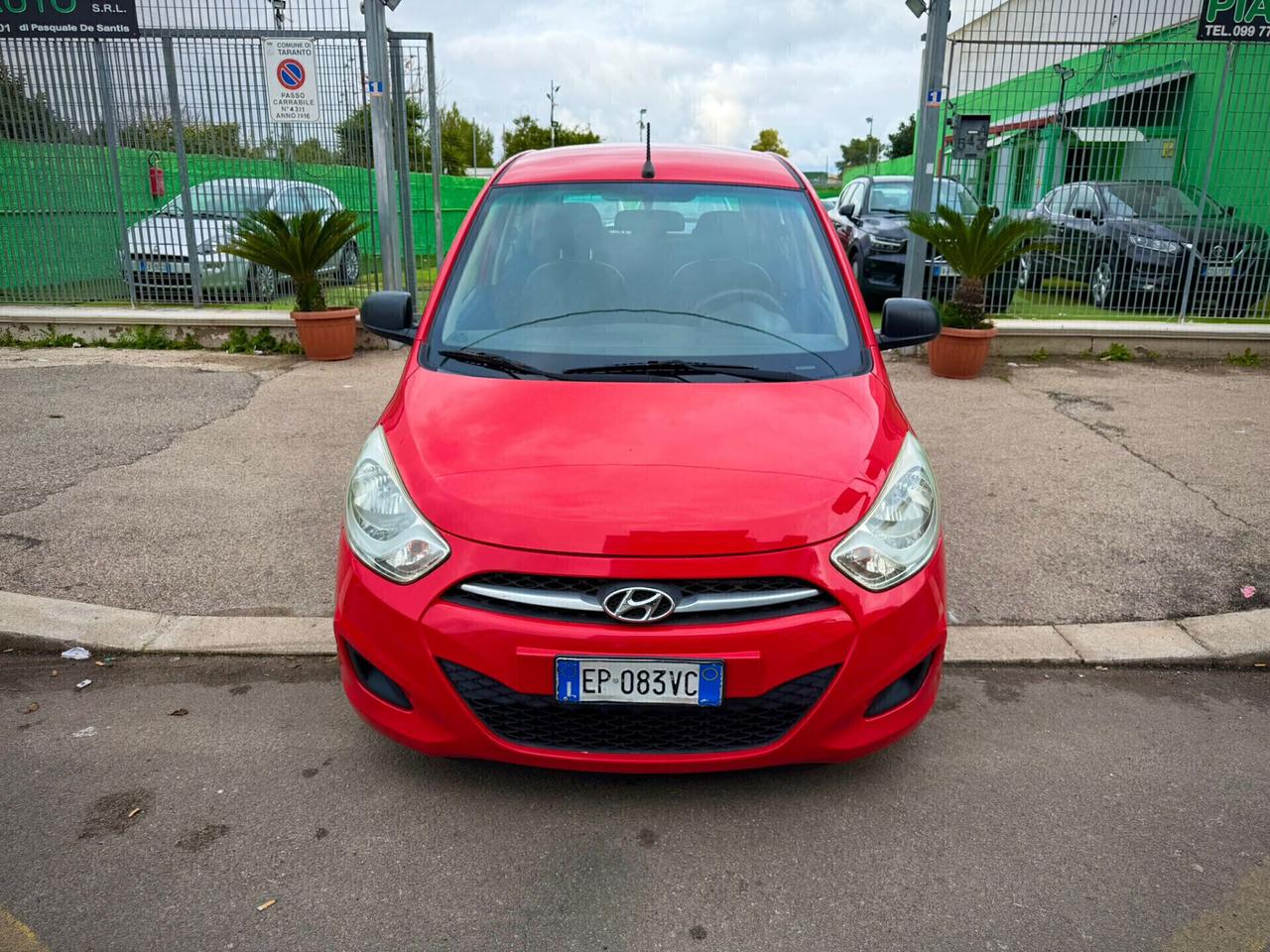 Hyundai i10 1.1 BENZINA - ANNO 2012