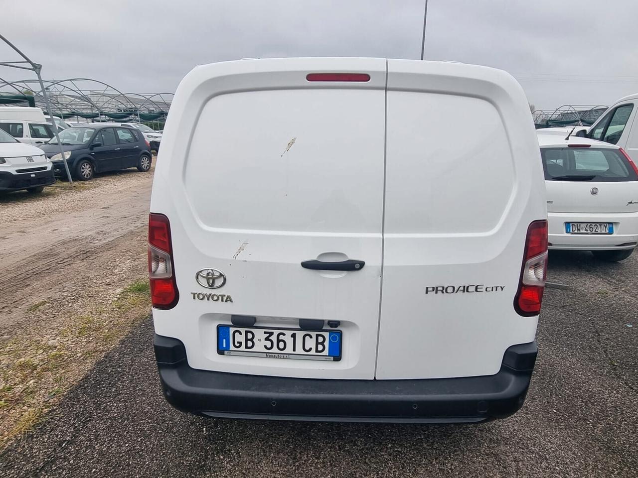 Toyota Proace Proace 1.5D 120CV S&S PC-TN Furgone Compact 5p.10q Comfort