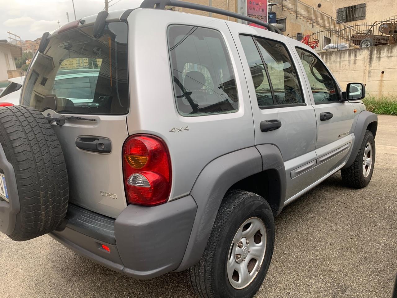 Jeep Cherokee 2.5 CRD Sport