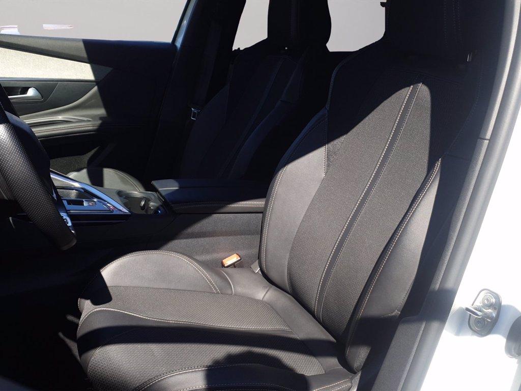 PEUGEOT 3008 1.5 bluehdi gt s&s 130cv eat8 del 2024