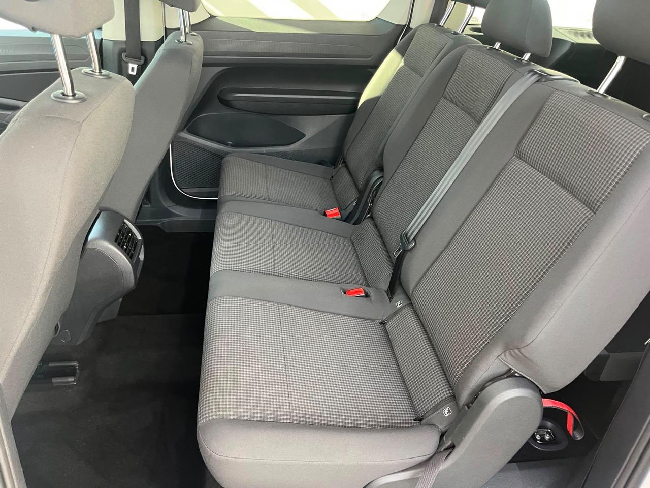 Volkswagen Caddy 2.0 TDI 102 CV Space Maxi 7 POSTI